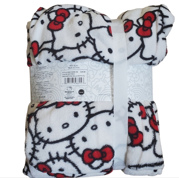 Hello Kitty Pajamas Set Soft Plush Fleece Long Sleeve Top and Pants S, M, L, XL - Picture 3 of 7